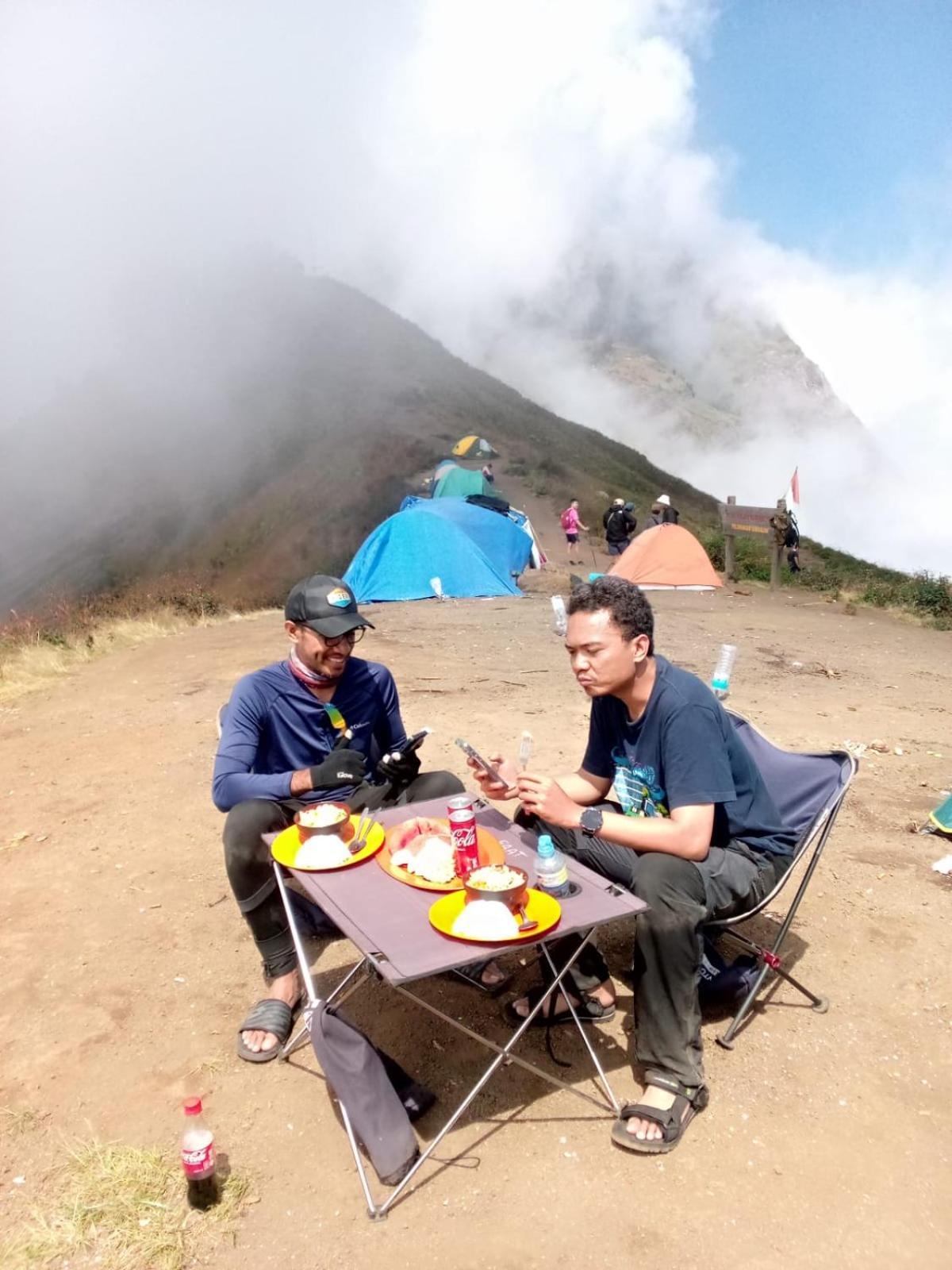 Tatasya Homestay Senaru Buitenkant foto