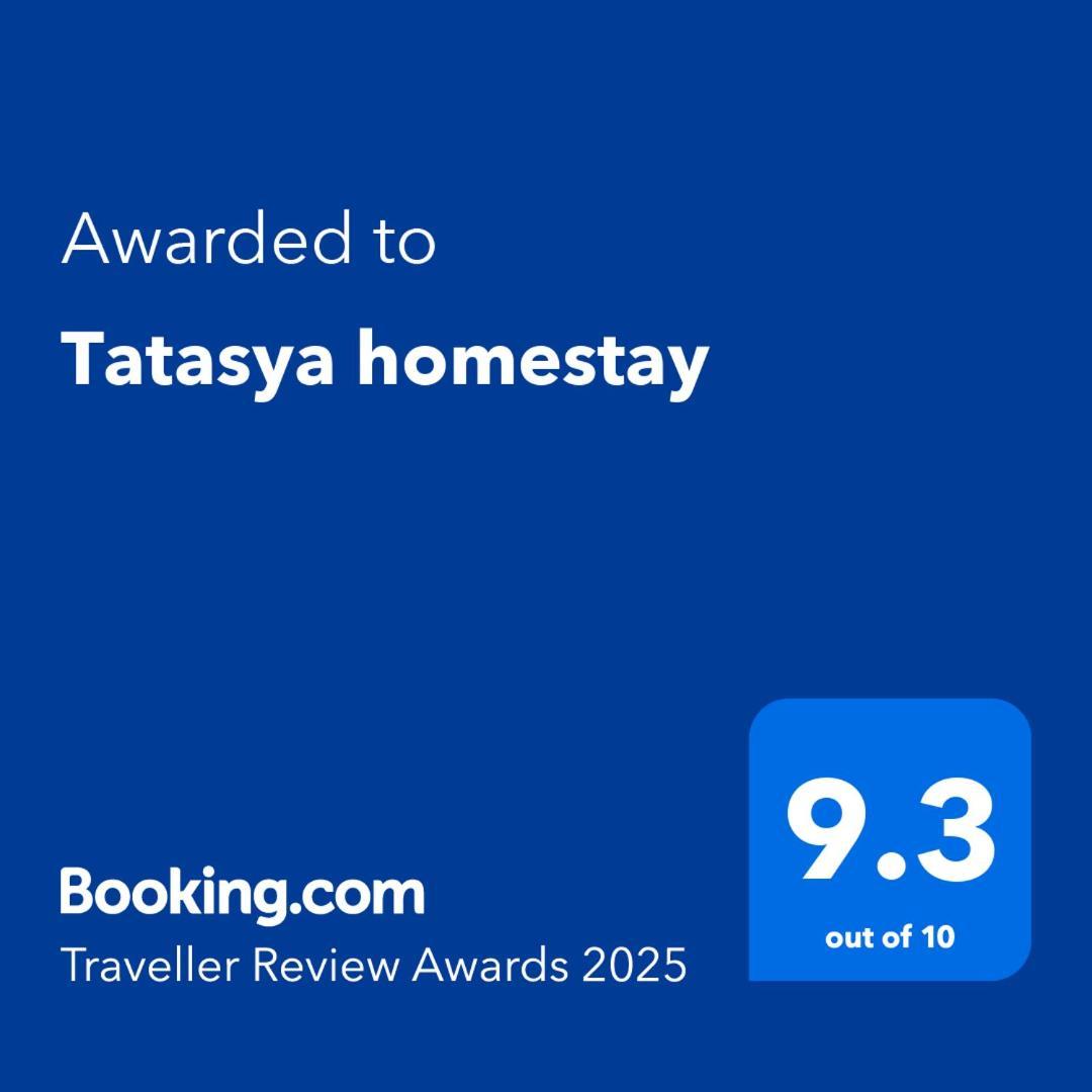 Tatasya Homestay Senaru Buitenkant foto